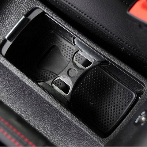 Car Use Stainless Steel Cup Holder Divider Durable Safety Buckle Manual Useful For VW Golf/Jetta/MK5/MK6/GTi Bottle Opener ► Photo 1/5