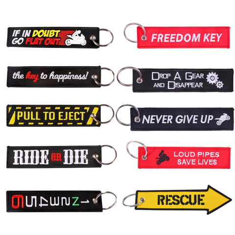 Fashion Embroidery Car Keychains Never Give UP Double Side Tag Novelty Keychain for Motorcycle Keys Keyring Men Boyfriend Gift ► Photo 1/6