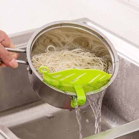 Pot Bowl Funnel Strainer Wide Mouth Baffle Sieve Beans Peas Washing Filter Rice Noodles Washing Colander Leakproof Drainer ► Photo 1/5