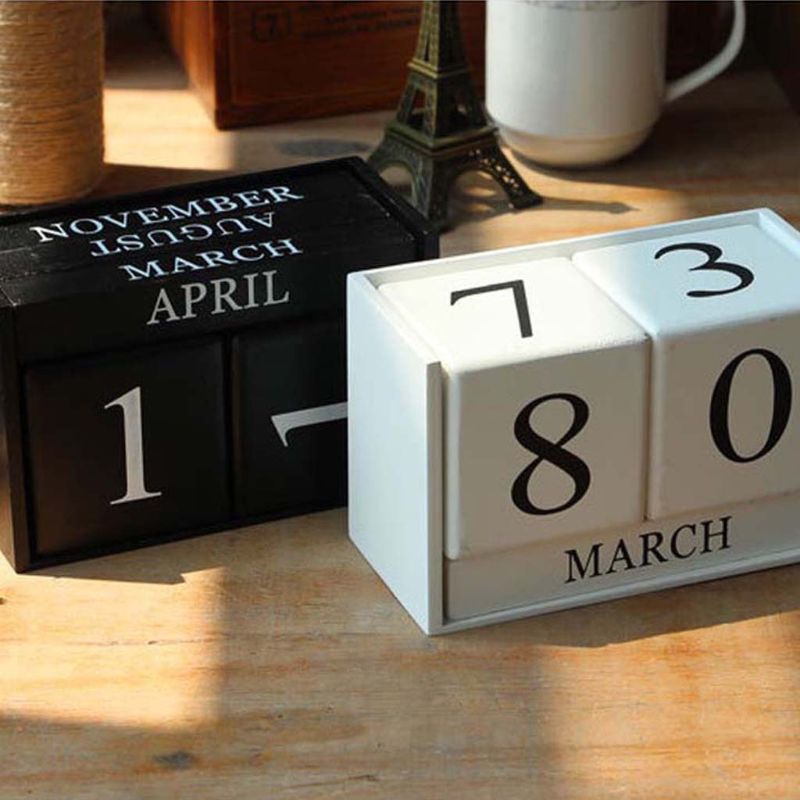 Retro Wooden Calendar Desktop Block Date Display Home Office Decorations Black 