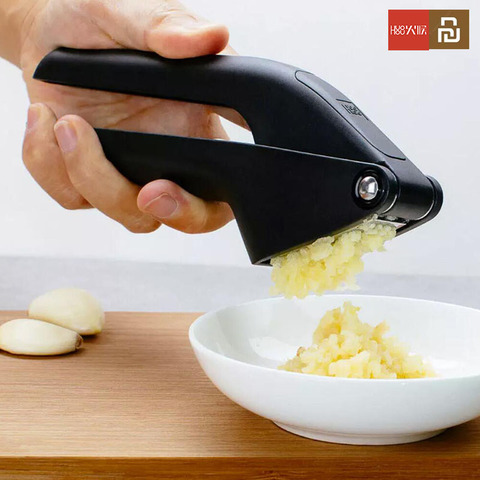 Youpin HUOHOU Kitchen Garlic Presser Manual Garlic Crusher Kitchen Tool Micer Cutter Squeeze Tool Fruit & Vegetable ► Photo 1/6