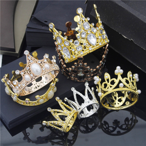 Wholesale Small Metal Crown for Boys Girls Baby Birthday Prom Tiaras Pearls Hair Jewelry Baby Cake Ornaments Head Accessories ► Photo 1/6