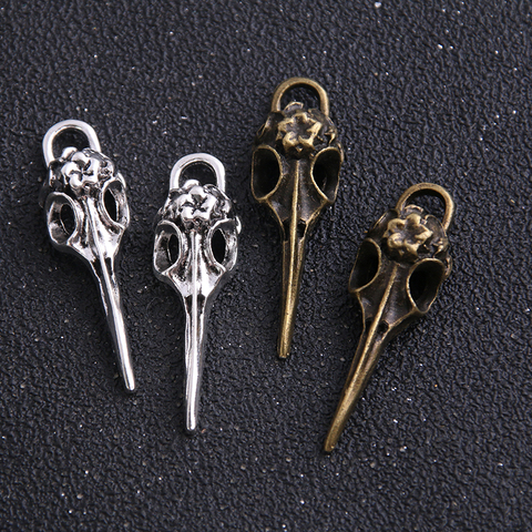 4pcs/lot 10*12*41mm Hand Made Vintage Zinc Alloy 3D Skull Birdhead Charms Fit Jewelry Making Charms ► Photo 1/6