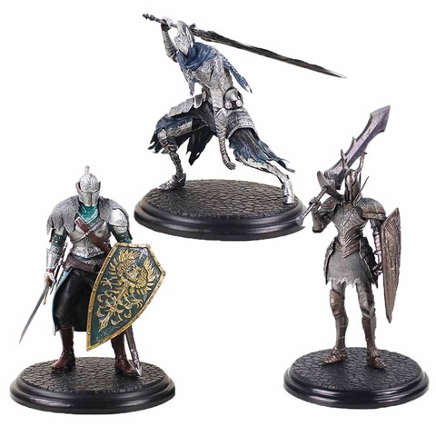 21cm Dark Souls 2 Warrior Black Knight Big Sword Shield Top Games PVC Ation Figure Collectible Model Toy ► Photo 1/6