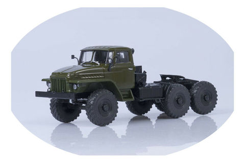 New EAC AUTOHISTORY 1 43 URAL 377C 6X4 TRIPLE TRUCKER 1965 DARK GREEN Diecat tractor for collection gift ► Photo 1/6