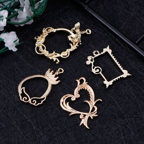 4 Pcs Metal Frame Antique Exquisite Floral Epoxy Resin Crafts UV Resin Tools DIY Jewelry Making Pendant Decoration Watch Frames ► Photo 1/6