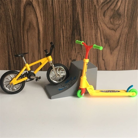 Mini Scooter Two Wheel Scooter Children's Educational Toys Finger Scooter  Bike - Price history & Review | AliExpress Seller - PHM-YD Store |  