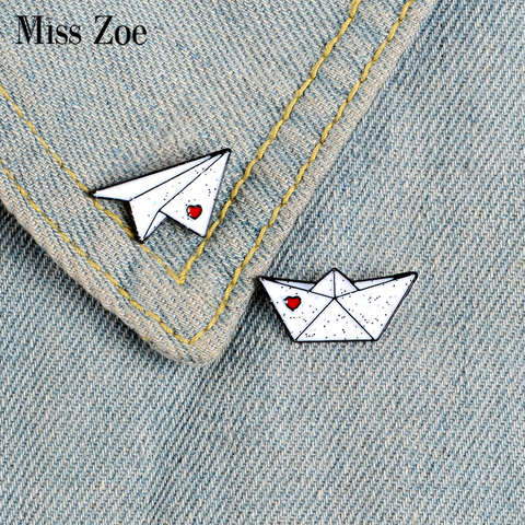 Paper plane Boat Enamel Pins Custom Love Brooches Lapel Pin Shirt Bag Aircraft Ferry Badge Mini Jewelry Gift For Kids Friends ► Photo 1/6