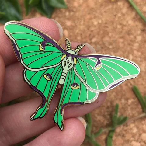 Luna Moth Lunar Butterfly Enamel Brooch Pins Badge Lapel Pins Brooches Alloy Metal Fashion Jewelry Accessories ► Photo 1/4