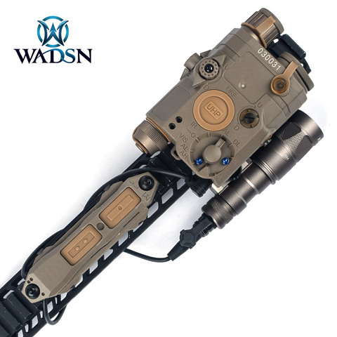 WADSN Tactical Remote Dual Function Tail Pressure Switch Button For PEQ15 16 DBAL-A2 Laser Airsoft Armas M600CM600 Weapon Light ► Photo 1/6