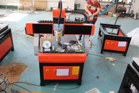 ROBOTEC mini cnc router 4 axis 3d cnc router 6090 cnc router frame with good price ► Photo 1/6