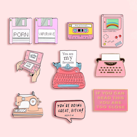 Cute Pink Typewriter Metal Enamel Brooch Game Machine Tape Sewing Machine Memory Card Badge Pin Sweet Trendy Jewelry Gifts ► Photo 1/6