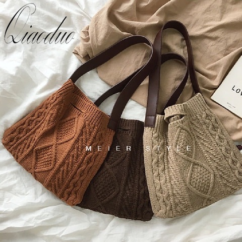 Qiaoduo Female Woolen Knitted Braid Criss Cross Handbag Teenager Crochet Winter Fashion Retro Chic Big Capacity Shoulder Bag ► Photo 1/6