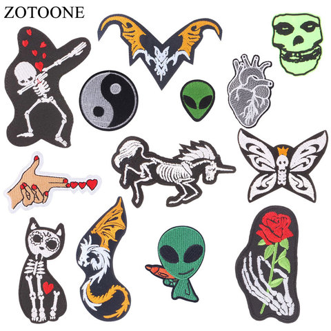 ZOTOONE 3D SKULL DIY Cloth Badges Alien Decorate Patch Jeans Bag Hat Clothes Apparel Sewing Decoration Applique Patches H ► Photo 1/6