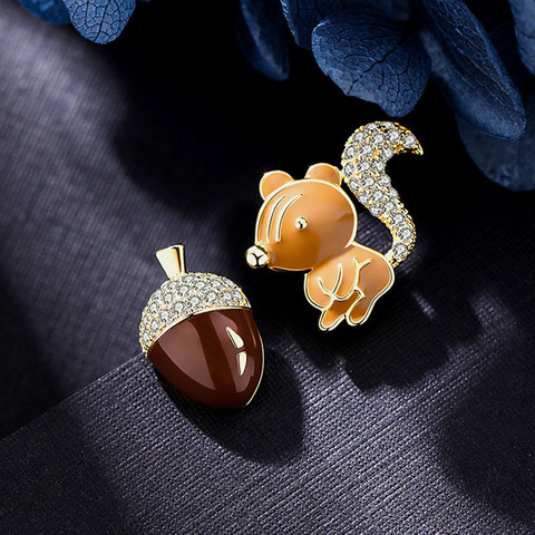 LATS Creative Fun Squirrel Pine Cone Asymmetrical Stud Earrings for Women Rhinestone Earring 2022 Earings BrincosFashion Jewelry ► Photo 1/6