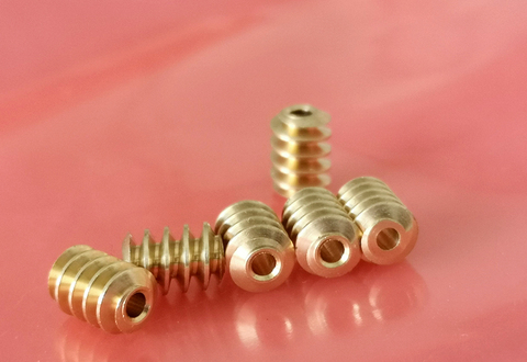 2pcs 0.5M copper Worm Self-locking turbine motor accessories For JGY370 worm gear motor 5.5*8.0*2.0mm ► Photo 1/4