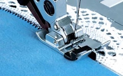 Pfaff Sewing Narrow Edge Presser Foot With IDT Stitch In The Ditch # 820609096 ► Photo 1/5