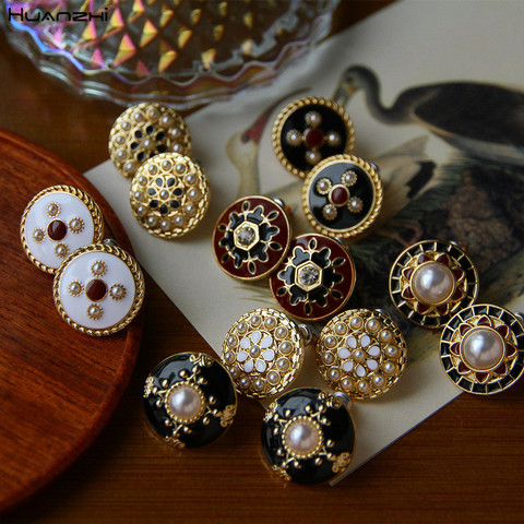 HUANZHI 2022 New S925 Trendy Vintage Button Enamel Pearl Glitter Rhinestones Round Stud Earrings for Women Girls Travel Jewelry ► Photo 1/6