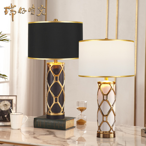 Luxury Post Modern Golden and Black Ceremic Table Lamps Bedside Lamp for Bedroom Living Room European Home Decoration ► Photo 1/6