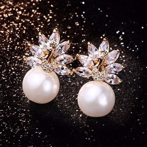 Luxury Crystal High Zircon Pearl Peacock Shape Clip on Earrings for Women Girl Party Without Pierced Favorite Fashion Jewelry ► Photo 1/6