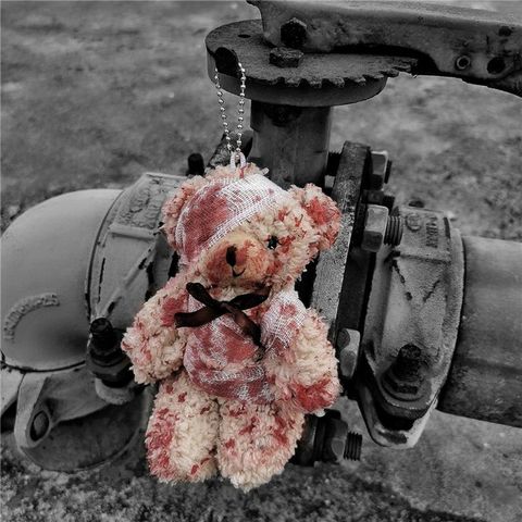 Cool Punk Bloody Plush Bear Keychain Halloween Injured Animal Bear Doll Key Ring A2UA ► Photo 1/6