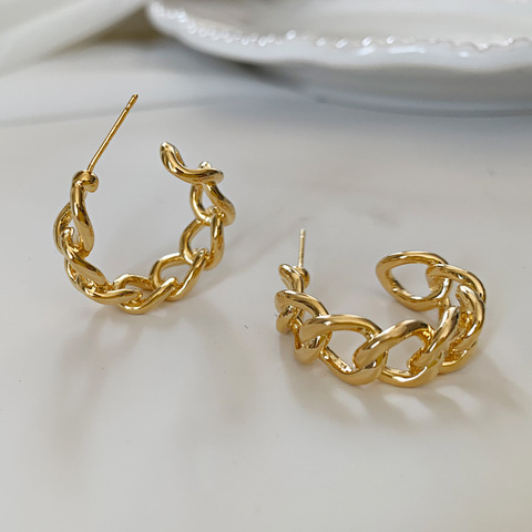 2022 Trendy Hollow Chain Hoop Earrings Temperament Simple Circle Statement Earrings Jewelry Metal Geometric Fashion Earrings ► Photo 1/6