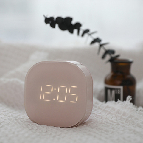 Electronic Square Silent Bedside Alarm Clock Intelligent Temperature Sensing Magnetic Attraction Desk Clock Home Decor ► Photo 1/6
