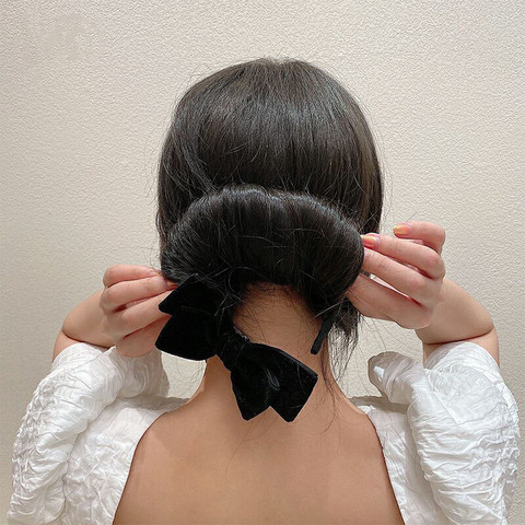 Korean Magic Velvet Bow Hair Bun Maker Women DIY Hair Styling Tool Cute Donut Simple Hair Clip Elegant Hair Accessories Black ► Photo 1/3