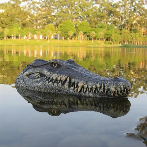 Animal Toys Party Gifts for Pool 2.4G Electric Remote Control Boat with Simulation Crocodile Head Spoof Toy Crocodile Head Floating RC Boat Green Pond Patio Home Decoration Garden