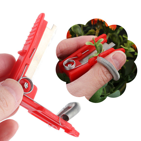 Multifunction Thumb Knife Garden Pruner Fruit Picking Device Safe Fruit Blade Tool Cutting Blade Rings Finger Protector Catcher ► Photo 1/6