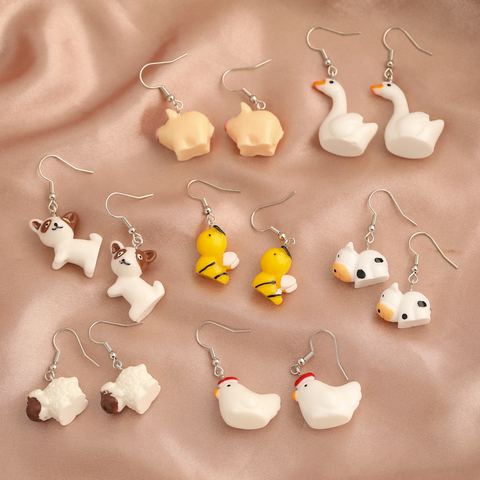 VG 6YMFunny Animal Resin Earrings for Women Unusual Hanging Geometric Animal Dog Bee Cows Pig Cute Kawaii Earrings Girls Jewelry ► Photo 1/6