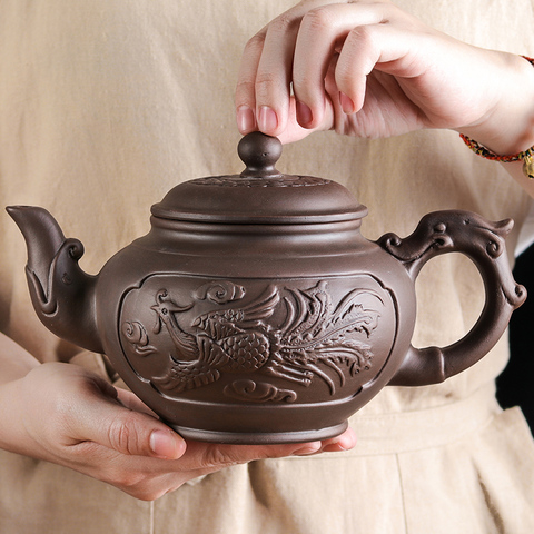 Large Capacity Purple Sand Teapot Household Kung Fu Cup Yixing Zhu Ni Plum Blossom Pot Large Tea Pot Ceramic Kettle ► Photo 1/5