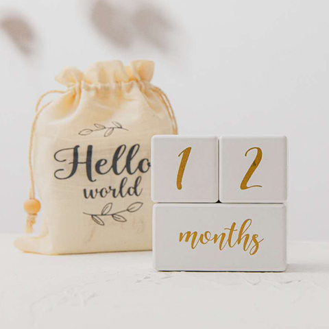 1set Baby Milestone Cards Wooden Block White Baby Birth Month Number Commemorative Milestone Souvenir Newborn Photo Accessories ► Photo 1/6