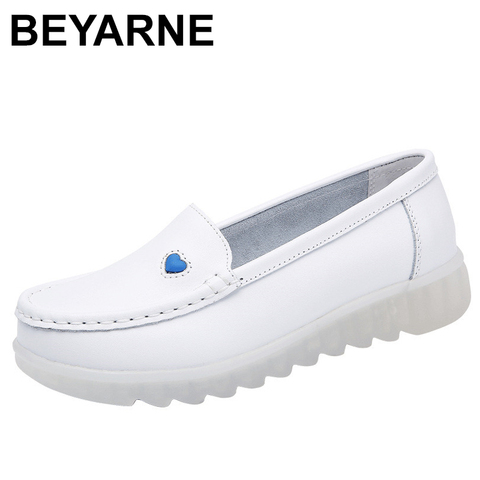 BEYARNE2022 New Women Flat Leather Shoes Casual White Wedge With Soft Bottom Slip On Love Heart Comfortable Mom Nurse Work Shoes ► Photo 1/6
