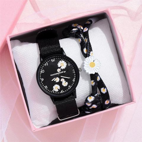 Small Daisy Wrist Watch Women Fashion Nylon Strap Dress Quartz Watch Simple Wild Girlfriends Couple Watch Birthday Gift Women ► Photo 1/6