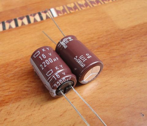 50pcs/lot Original JAPAN NIPPON KY series 105C high frequency capacitor aluminum electrolytic capacitor free shipping ► Photo 1/3