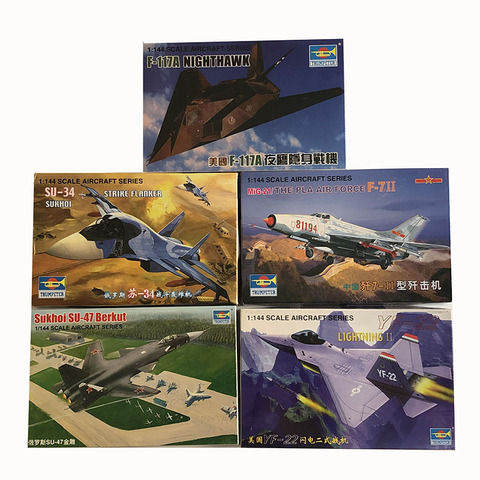 1/ 144 Assemble Fighter Plastic Model Kit Building Set China Russia USA  Military  Aircraft Mini Sand Table Toy ► Photo 1/4