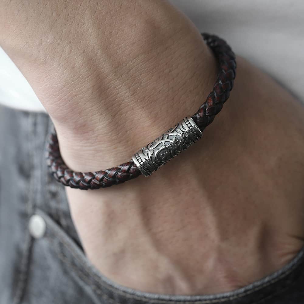 Mens Leather Bracelet Mens Braided Leather Bracelet Simple Brown Braided Leather Bracelet with Stainless Steel Magnetic Clasp,