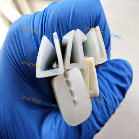 Length 1 meter translucence Silicone rubber U type strip translucence high temperature resistance silicone seal strip ► Photo 1/6