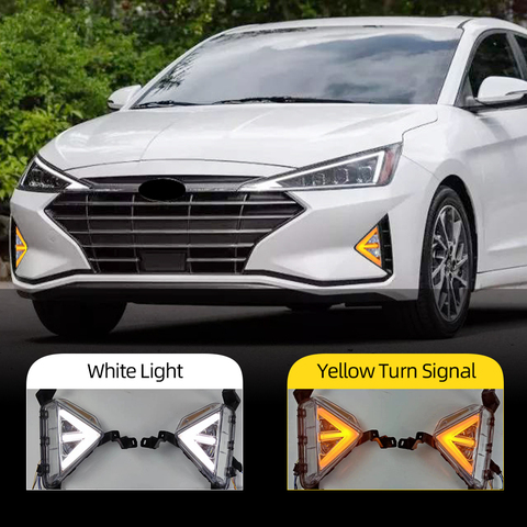Car Flashing 1 Set LED fog lamp for Hyundai Elantra 2022 DRL Daytime Running Lights with Yellow Turn signal light Foglight ► Photo 1/6