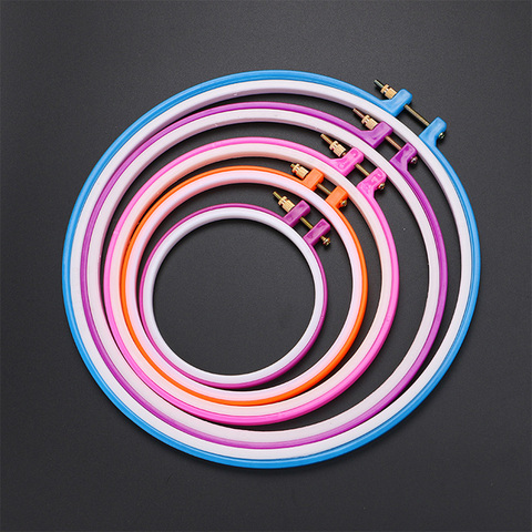 Plastic Handy Cross Stitch Machine Embroidery Hoop Ring Bamboo Frame Embroidery Hoop Round Needlecraft Sewing Tools Random Color ► Photo 1/6