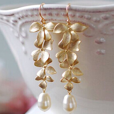 Fashion Long Tassel Leaf Flower Drop Earrings Women Jewelry Gold Color White Teardrop Hook Dangle Earring 2022 New ► Photo 1/4