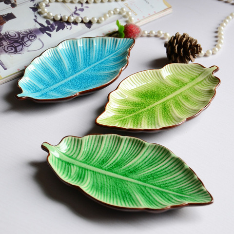 Banana leaf shape leaf dish ceramic dishes ice crack glaze lovely sushi dishes tableware small plate dish ► Photo 1/3