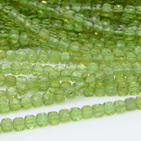 Natural Peridot Faceted Irregular Cube Bead 4mm ► Photo 1/4