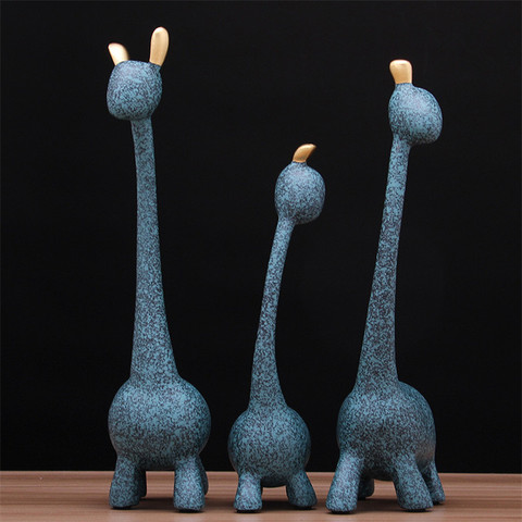 Figurine Decorative Resin Statue For Home Decoration European Creative Wedding Gift Giraffe Statues Home Decor Sculpture ► Photo 1/6