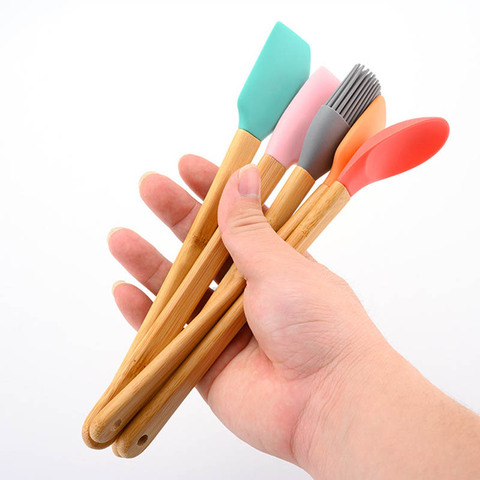 1Pcs Bamboo Handle Cookie Pastry Scraper for Butter Cooking Mini Spatula Kitchen Supplies Multi Purpose Multicolor ► Photo 1/6