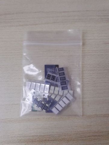 50PCS 1% 2512 SMD Resistor Samples kit ,10 valueX5pcs=50pcs 1R00 R500 R470 R330 R220 R200 R150 R100 R050 R010 0.5/0.47/0.33/Ohm ► Photo 1/1