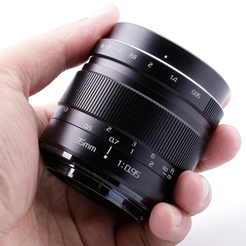 RISESPRAY 35mm f/0.95 Super Large Aperture Mark III Standard Lens for Mirrorless Camera ► Photo 1/4