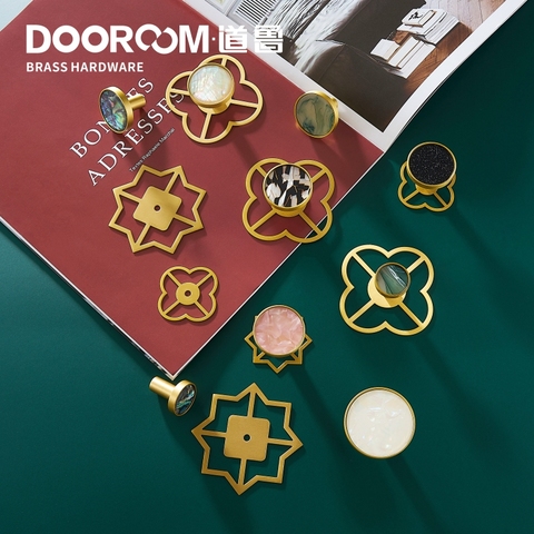 Dooroom Brass Furniture Handles Shell Simple Nordic Pastoral Wardrobe Dresser Knobs Cupboard Cabinet Drawer Round Colorful Pulls ► Photo 1/6