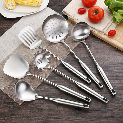 Kitchen Utensils Set of 7: turner, spoon, ladle, pasta server